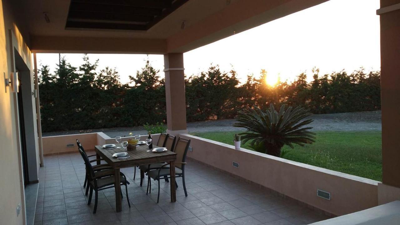 Kos Villa - Family Comfort With Large Garden, Jacuzzi 외부 사진