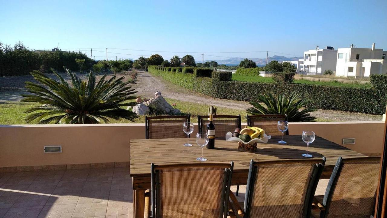 Kos Villa - Family Comfort With Large Garden, Jacuzzi 외부 사진