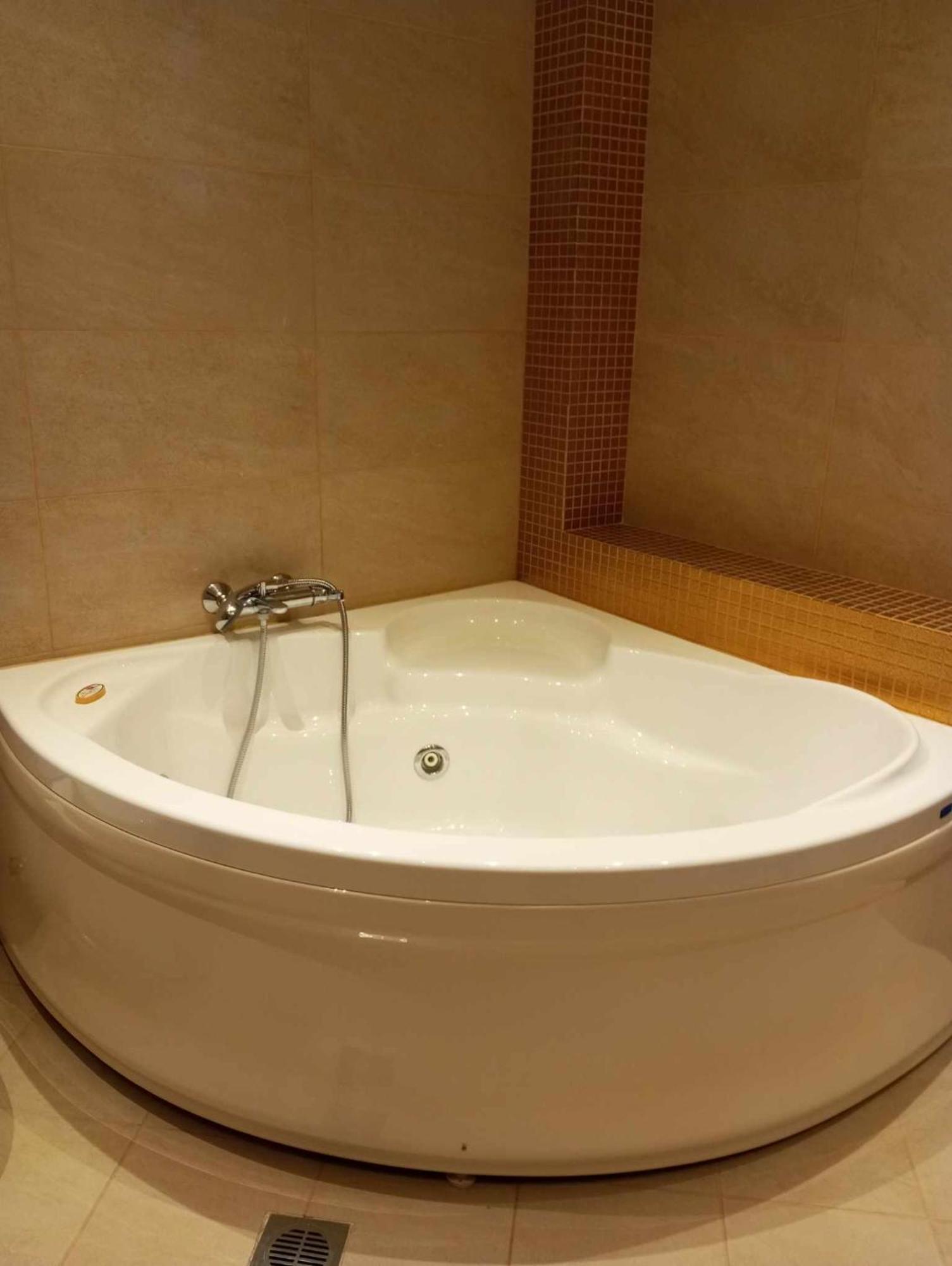 Kos Villa - Family Comfort With Large Garden, Jacuzzi 외부 사진